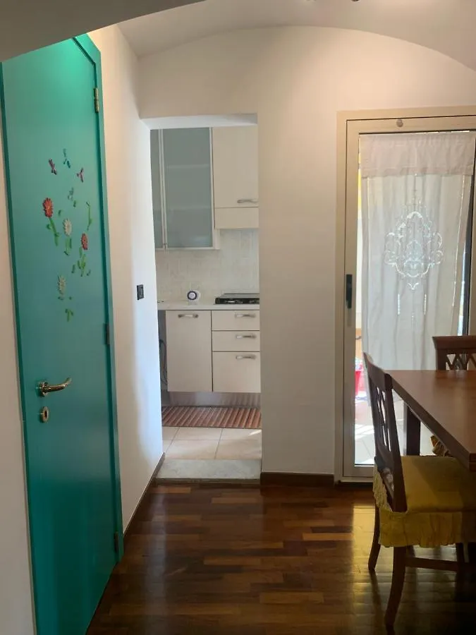 Casa Domy Lägenhet Bari