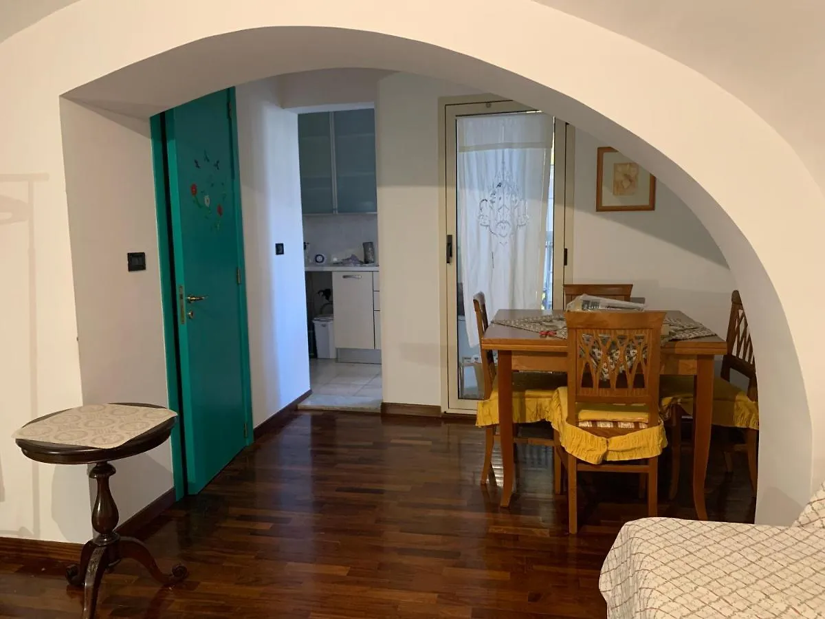 Casa Domy Lägenhet Bari